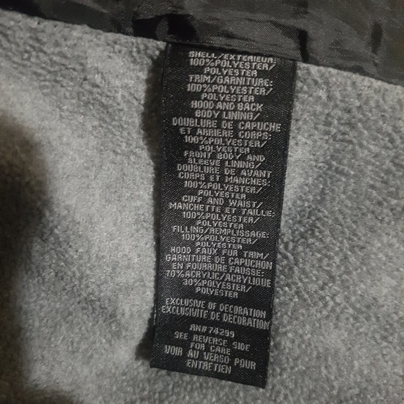 Black Jacket - Picture 3 of 4